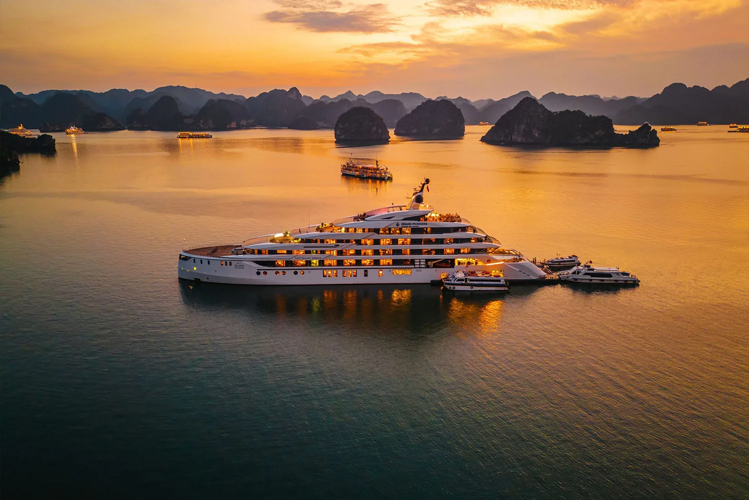 Ha Long Bay cruise at sunset
